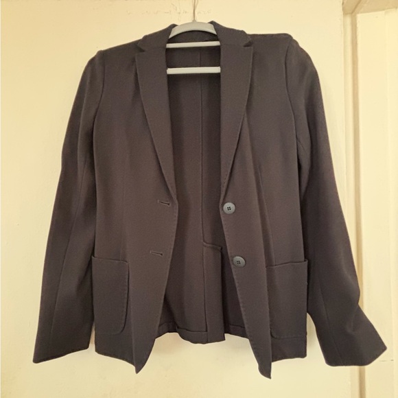 MaxMara black women’s blazer. Never used - Picture 1 of 2
